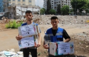 Kahramanmaraş'ta sokak hayvanlarına mama desteği