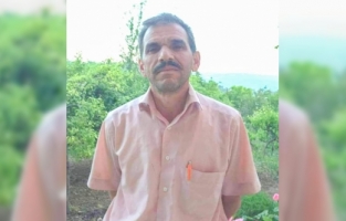 Mersin'de ağaçtan düşen kişi hayatını kaybetti