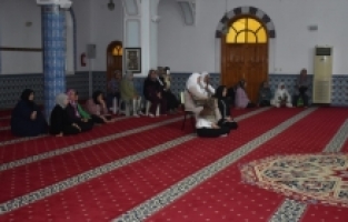 Mersin'de ikinci hac kafilesi dualarla uğurlandı