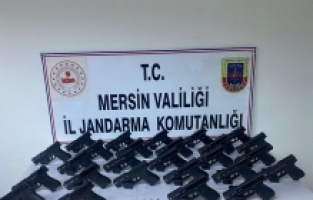 Mersin'de silah kaçakçılığı operasyonunda yakalanan 4 zanlı tutuklandı