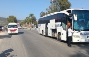 Mersin'de yolcu otobüsünün çarptığı kadın öldü