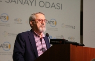 Prof. Dr. Naci Görür “Depreme Dirençli Bir Antalya“ panelinde konuştu