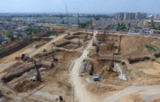 Yüreğir'deki kentsel dönüşüm projesinde inşaat çalışmaları sürüyor