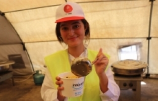 ABD'de yaşayan Türk gencinden Hatay'daki depremzedelere yardım eli