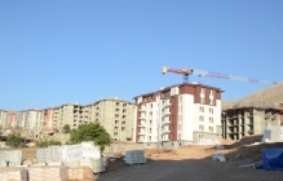 Depremin merkez üssü Elbistan'da TOKİ konutları yükseliyor