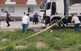 Mersin'de silahlı saldırıya uğrayan tır şoförü öldü
