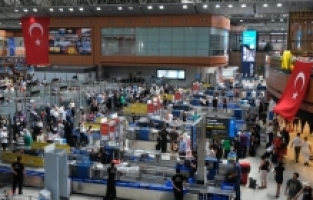 Sabiha Gökçen Havalimanı aynı haftada iki yeni rekora ulaştı