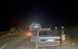 Adana'da iki otomobilin çarpıştığı kazada 6 kişi yaralandı