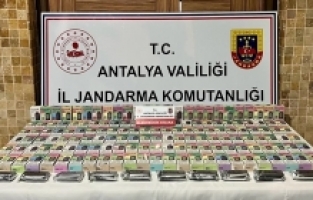 Antalya'da jandarmadan kaçak sigara operasyonu