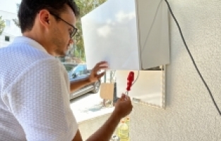 Babası ile kardeşini depremde kaybeden genç “Elektronik Deprem Kutusu“ geliştirdi