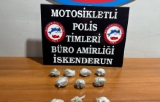 Hatay'da uyuşturucu operasyonunda 15 zanlı yakalandı