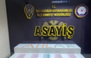 İskenderun'da kumar oynanan iş yerine operasyon