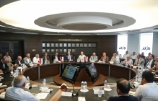 Mersin'de Akdeniz meyve sineğiyle mücadele çalışmaları değerlendirildi