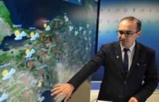 Sıcaklıklar hafta sonuna kadar mevsim normallerinin 6 ila 10 derecenin üzerinde seyredecek