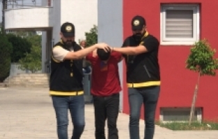 Adana'da komşusunu av tüfeğiyle öldüren şüpheli tutuklandı