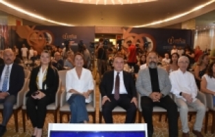 Altın Portakal'da “Onur“ ve “Yaşam Boyu Başarı“ ödülü alacak sanatçılar açıklandı