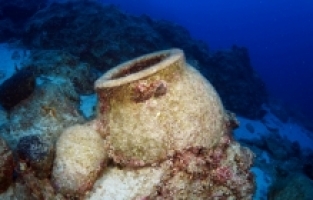 Antalya kıyılarında süren arkeolojik su altı çalışmaları görüntülendi