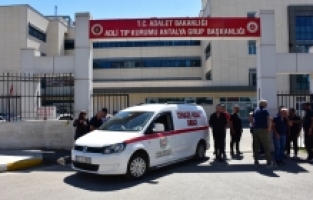 Antalya'da denize giren genç boğuldu