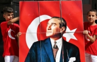 Depremden etkilenen Osmaniye'de öğrenciler dersbaşı yaptı