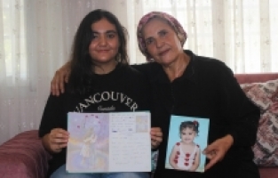 Depremzede Nazlı, tıp fakültesini kazanarak annesinin hayalini gerçekleştirdi