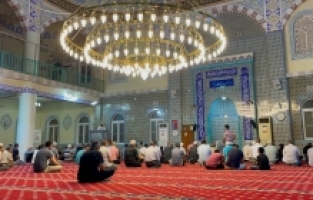 Dörtyol'da aileler sabah namazında buluştu