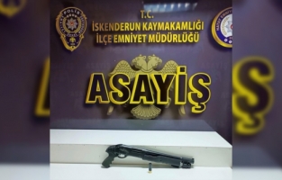 Hatay'daki iş yerinin kurşunlanmasıyla ilgili yakalanan iki zanlıdan biri tutuklandı