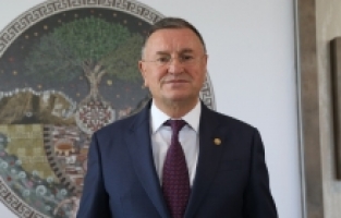 Hatayspor'un hedefi sezonu orta sıralarda tamamlamak