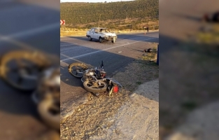 Mersin'de otomobille çarpışan motosikletin sürücüsü öldü