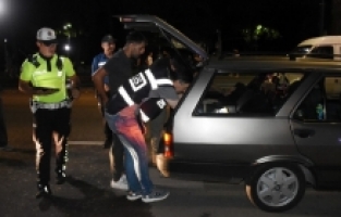 Asayiş uygulamalarında yakalanan 79 şüpheliden 11'i tutuklandı