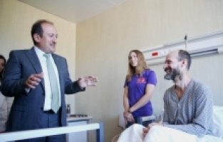 Rahatsızlandığı mağaradan tahliye edilen ABD'li dağcının tedavisi sürüyor