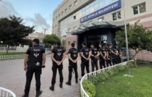 Seyhan ve Çukurova belediyelerindeki usulsüzlüklerle ilgili 60 şüpheli yakalandı