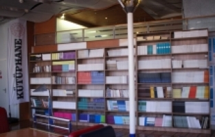 “Yüzen okul“da YKS'ye hazırlanan 350 depremzede öğrenci üniversiteye yerleşti