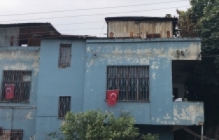 Adana'da karısını baltayla öldüren zanlı tutuklandı