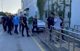 Seyhan ve Çukurova belediyelerindeki usulsüzlüklerle ilgili yakalanan 34 şüpheli adliyede