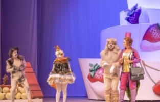 Antalya Devlet Opera ve Balesi “Şekeronya“ oyununu sahneleyecek