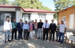 Antalya Gençlik ve Spor İl Müdürü Gürhan, otizmli çocuklarla buluştu