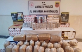 Antalya'da kaçak sigara, tütün ve makaron ele geçirildi