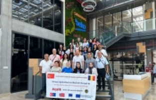 Arçelik, meslek lisesi öğrencilerine yurt dışında staj imkanı sağlıyor