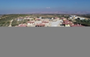 Hatay'da depremzedeler için yapılan köy evlerinde ilk teslimat kasımda