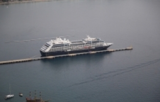 Kruvaziyer “Azamara Pursuit“ Alanya Limanı'na demirledi