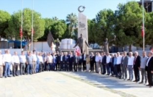 Mersin'in ilçelerinde Muhtarlar Günü kutlandı