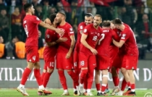 Mutluyuz, Gururluyuz, EURO 2024 Finallerindeyiz