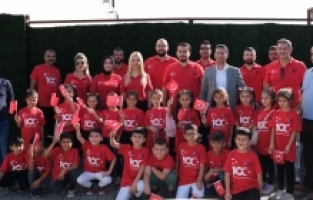 OSB'yi ziyaret eden öğrenciler, devasa fabrikalarda yapılan büyük işleri yerinde gördü