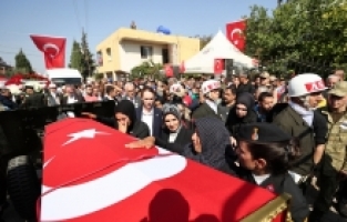 Şehit Piyade Uzman Çavuş Mustafa Çakmak'ın cenazesi Hatay'da defnedildi