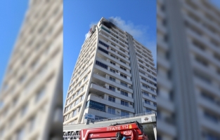 Adana'da apartmanda çıkan yangın söndürüldü