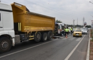 Adana'da kamyonun çarptığı yaya hayatını kaybetti