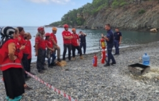 Antalya'da “Afet Eğitim Kampı“ düzenlendi