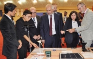 Antalya'da düzenlenen “Mesleki Eğitim Formu“ başladı