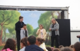 DOB'un “Şekeronya“ müzikali Hatay'da depremzede çocuklarla buluştu