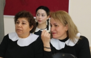 Emekli öğretmenler öğrencileri ile buluştu